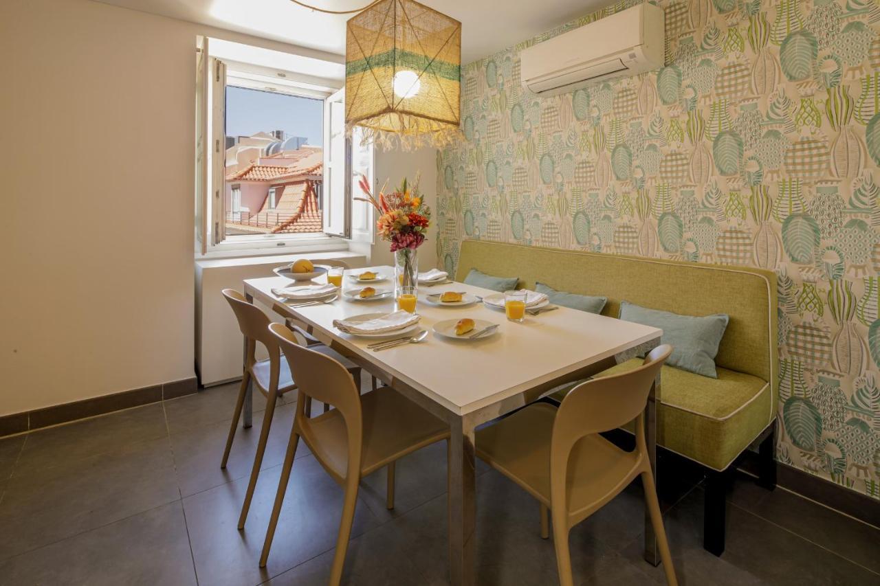 Chiado Premium Two Bedroom By Les Deux Mariettes * Lisbon