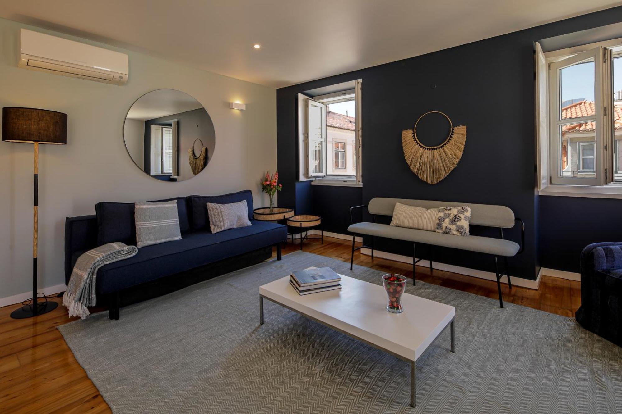 Apartment Chiado Premium Two Bedroom By Les Deux Mariettes *